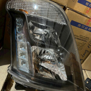 Đèn pha Chenglong H7 bên phụ mặt đen