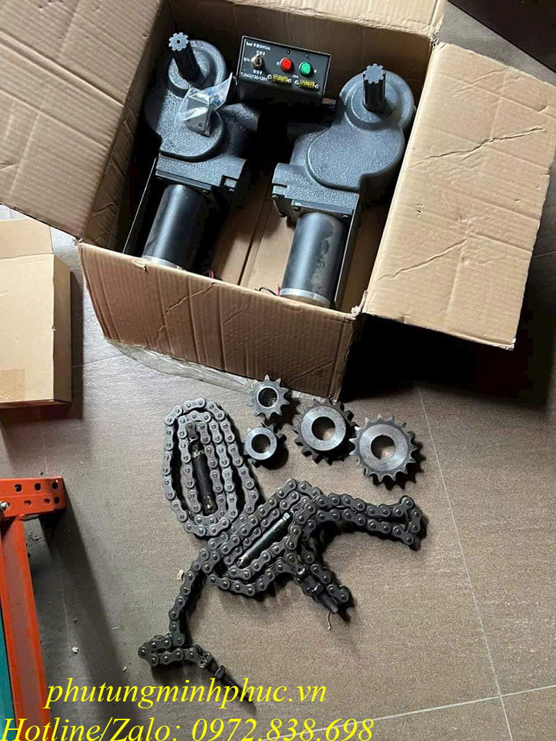 Motor cuốn bạt xe tải