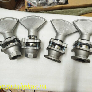 Vòi phun nước mỏ vịt xe rửa đường tưới cây