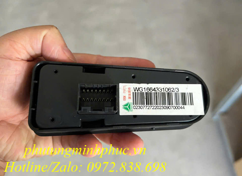 Công tắc nâng hạ kính xe Howo A7