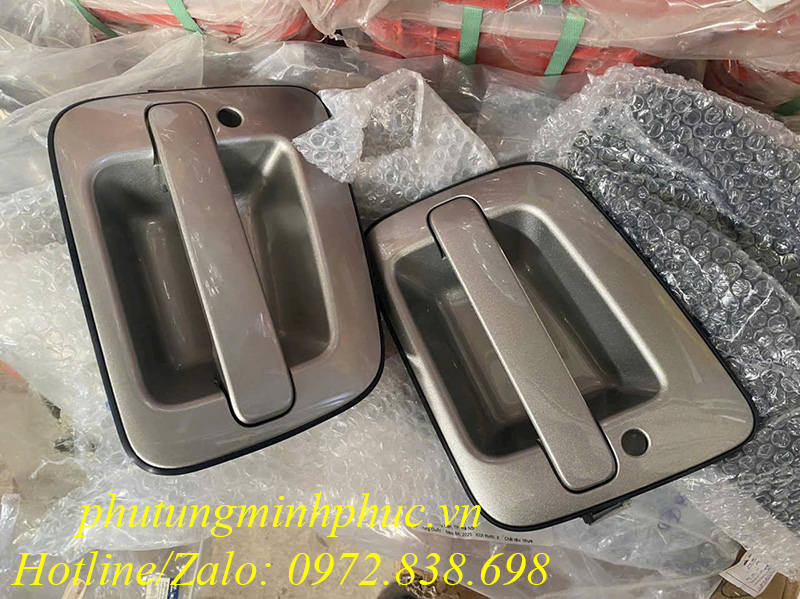 Tay mở cửa ngoài Hyundai Xcient