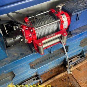 Tời thủy lực 6.8 tấn gắn xe cứu hộ, xe chở máy công trình