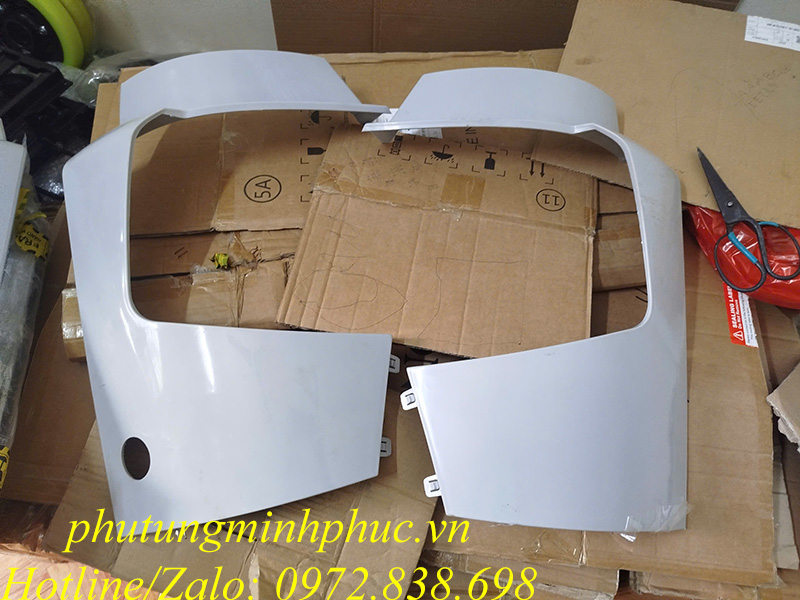 Mí đèn pha Howo A7