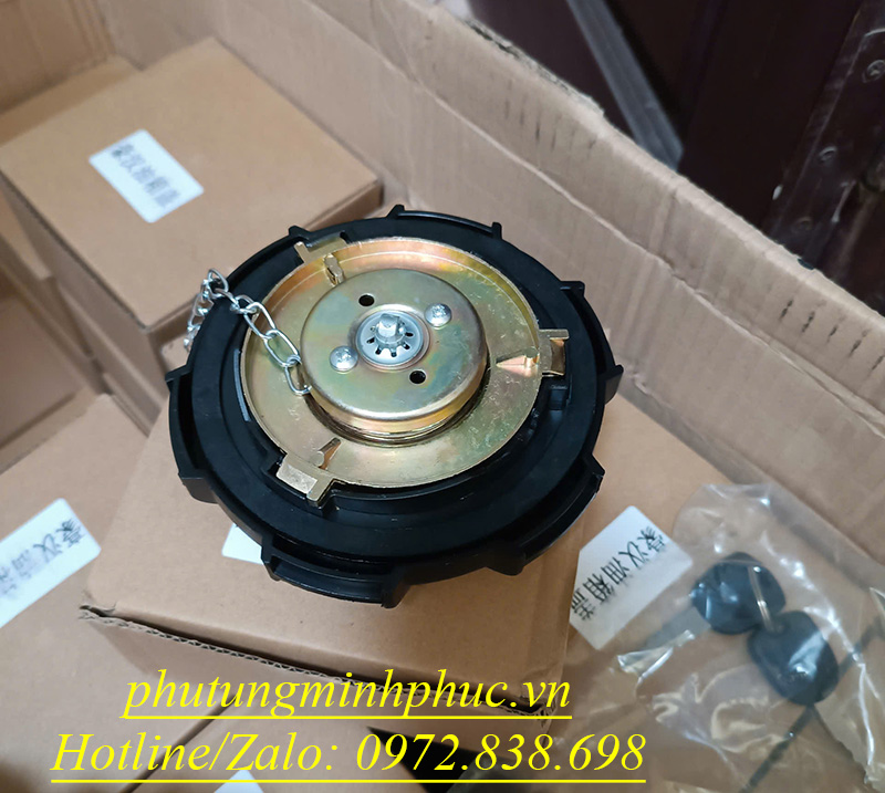 Nắp bình dầu xe tải Howo V7X